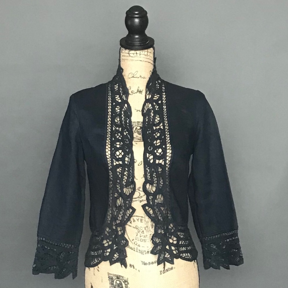 Beautiful NWT linen jacket